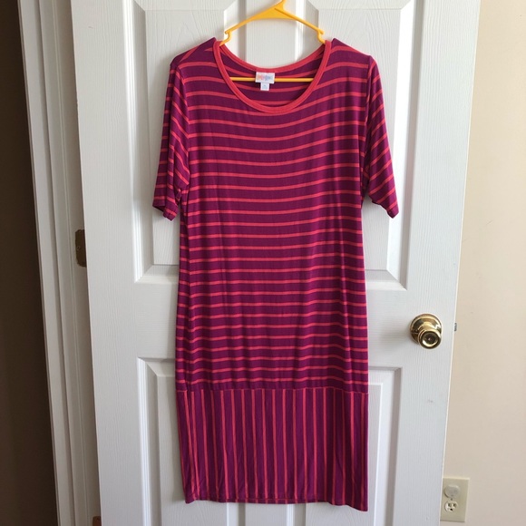 ❤️2/$35❤️ - Picture 1 of 2